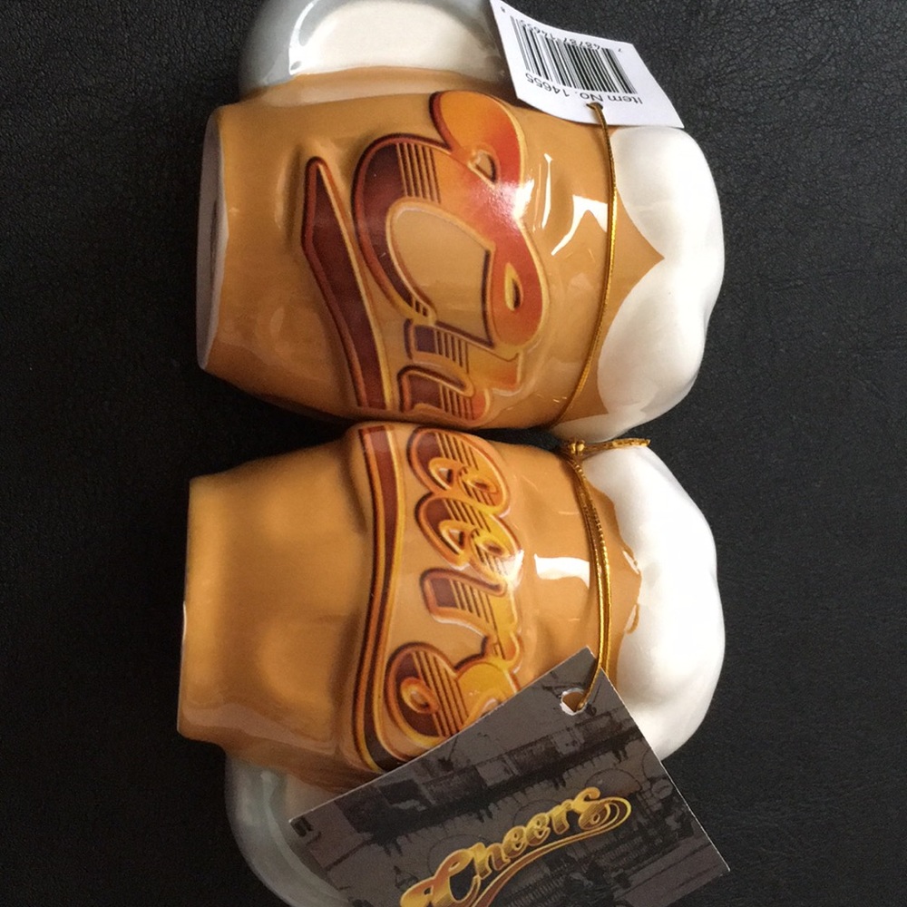 CHEERS Salt & Pepper Shakers Gift Set